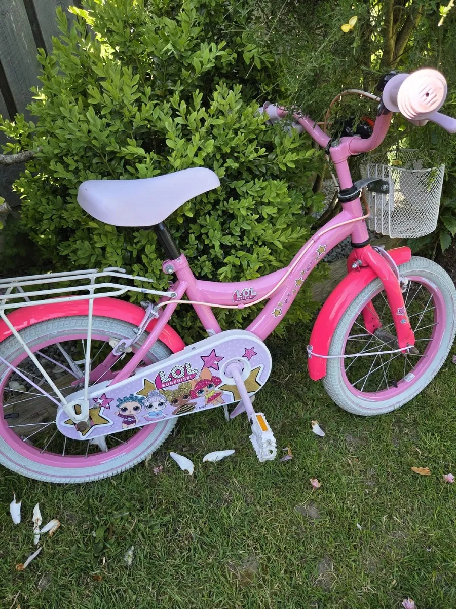 Girls bike - Image 1