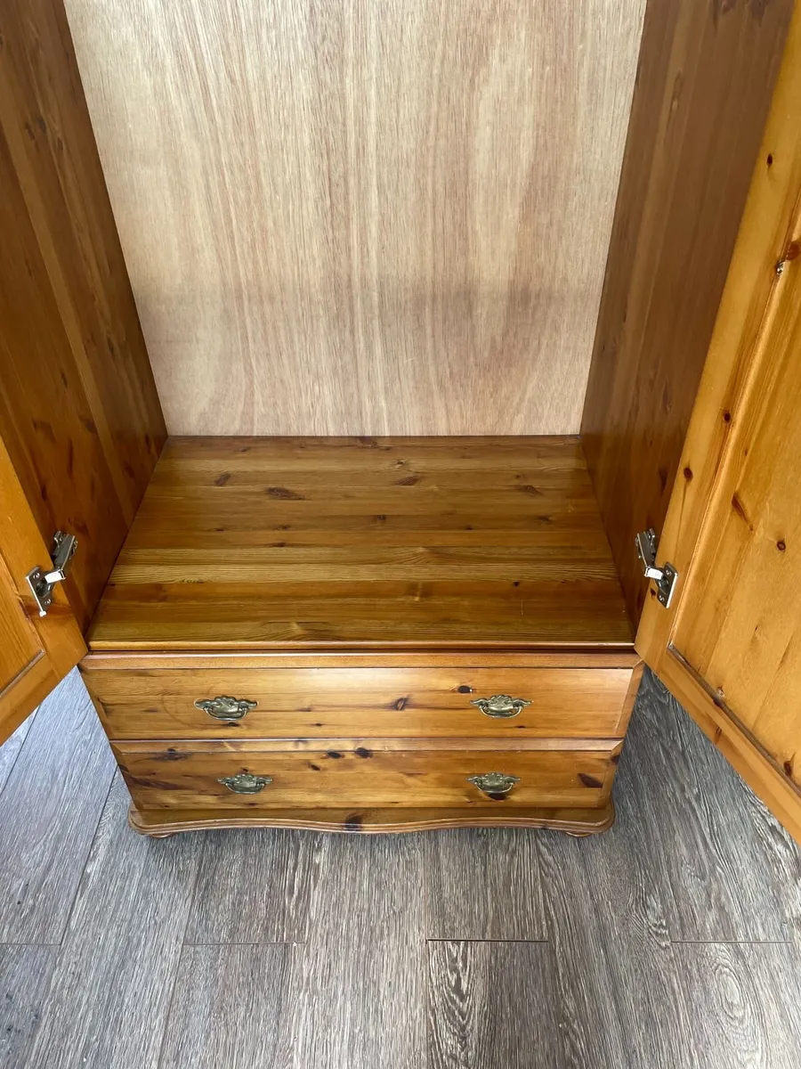 Pine Wardrobe - Image 2