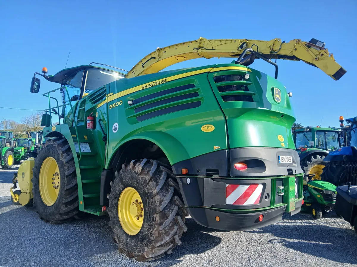 2018 John Deere 8600 SPFH - Image 4