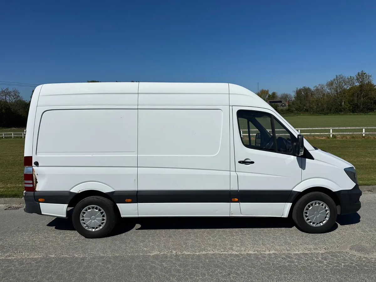 Mercedes-Benz Sprinter 2016 DOE 10/26 - Image 3