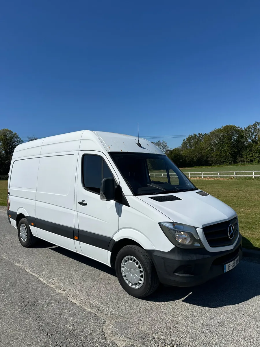 Mercedes-Benz Sprinter 2016 DOE 10/26 - Image 1
