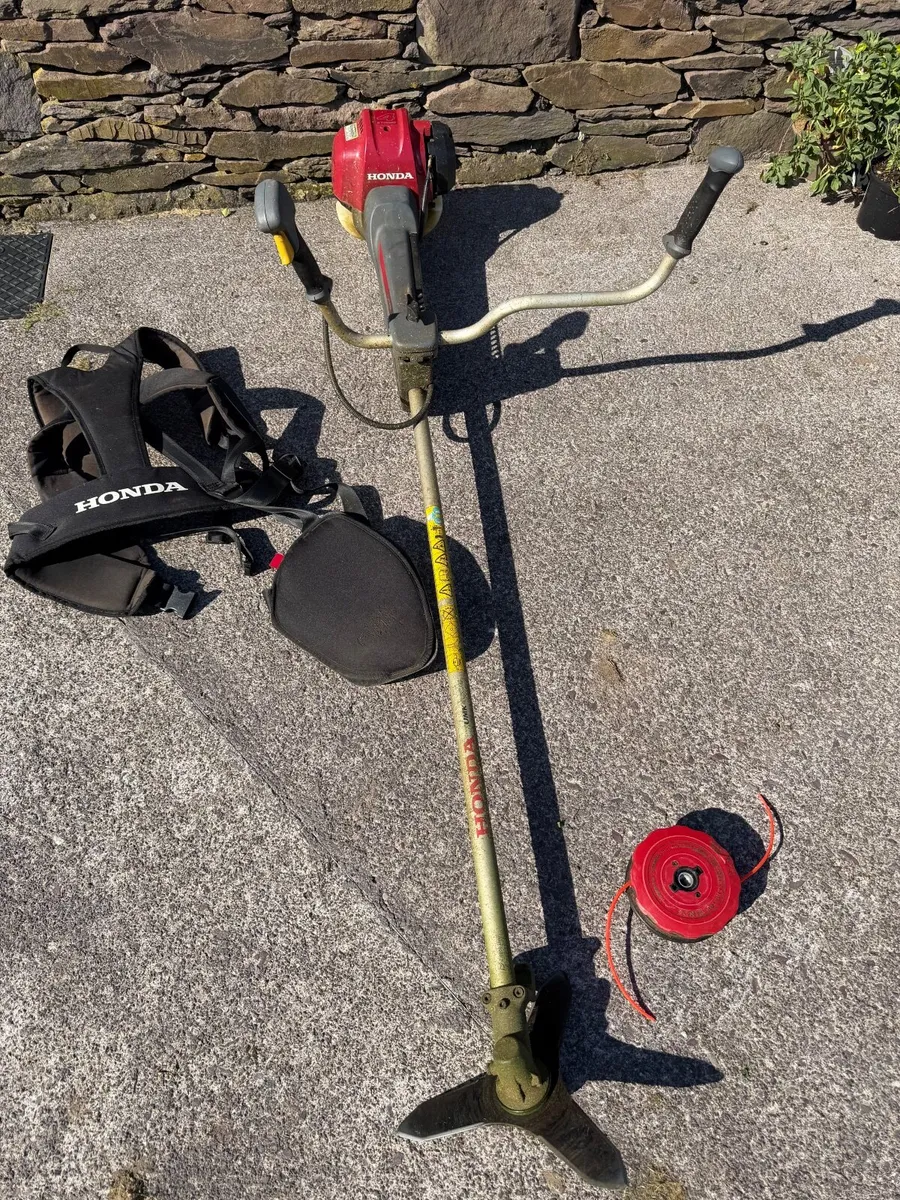 Honda UMK 450E brush cutter - Image 4