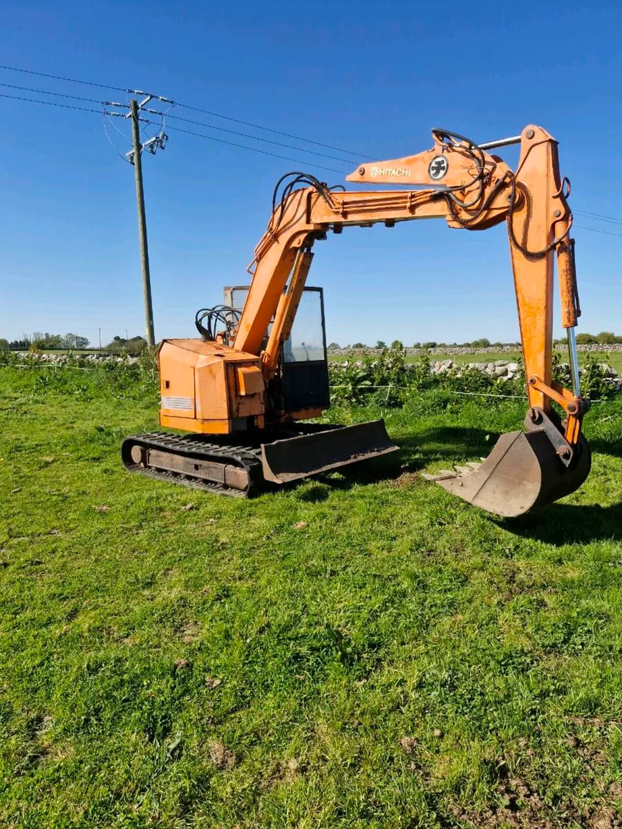 Hitachi 5 tone digger - Image 3