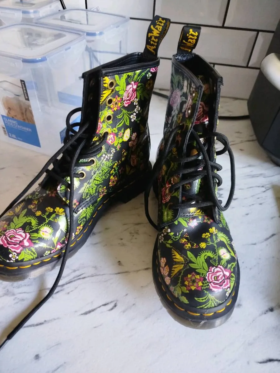 Doc Martens Air Wave Boots - Image 1