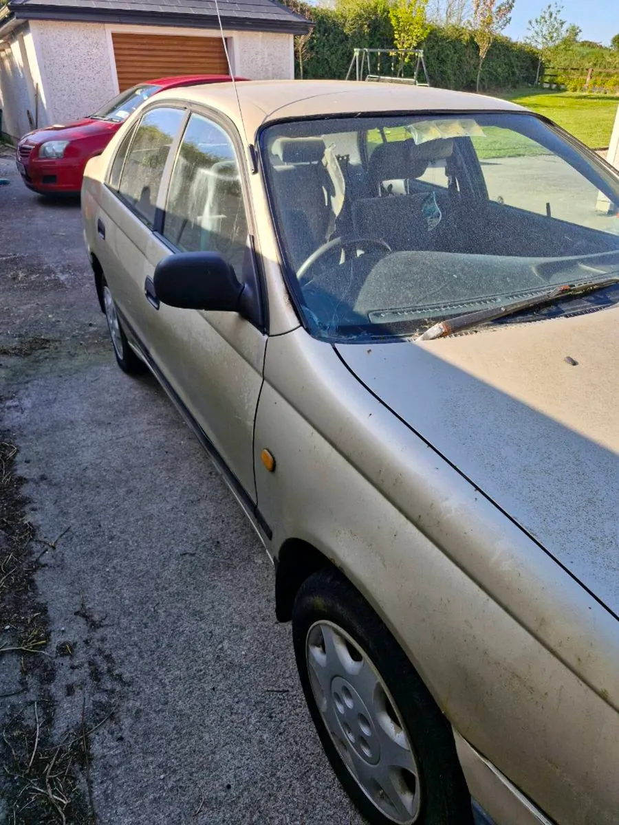 Toyota Carina E GLI - Image 3