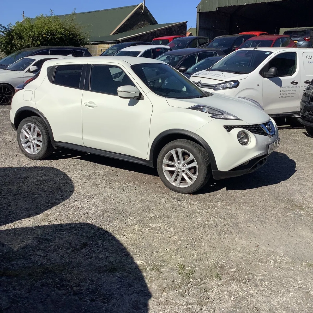 Nissan juke 1.2 petrol 5 door n conn june 2016 - Image 1