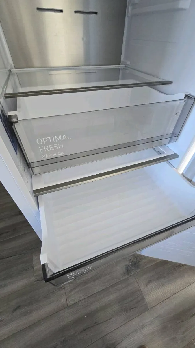 Samsung fridge-freezer - Image 3