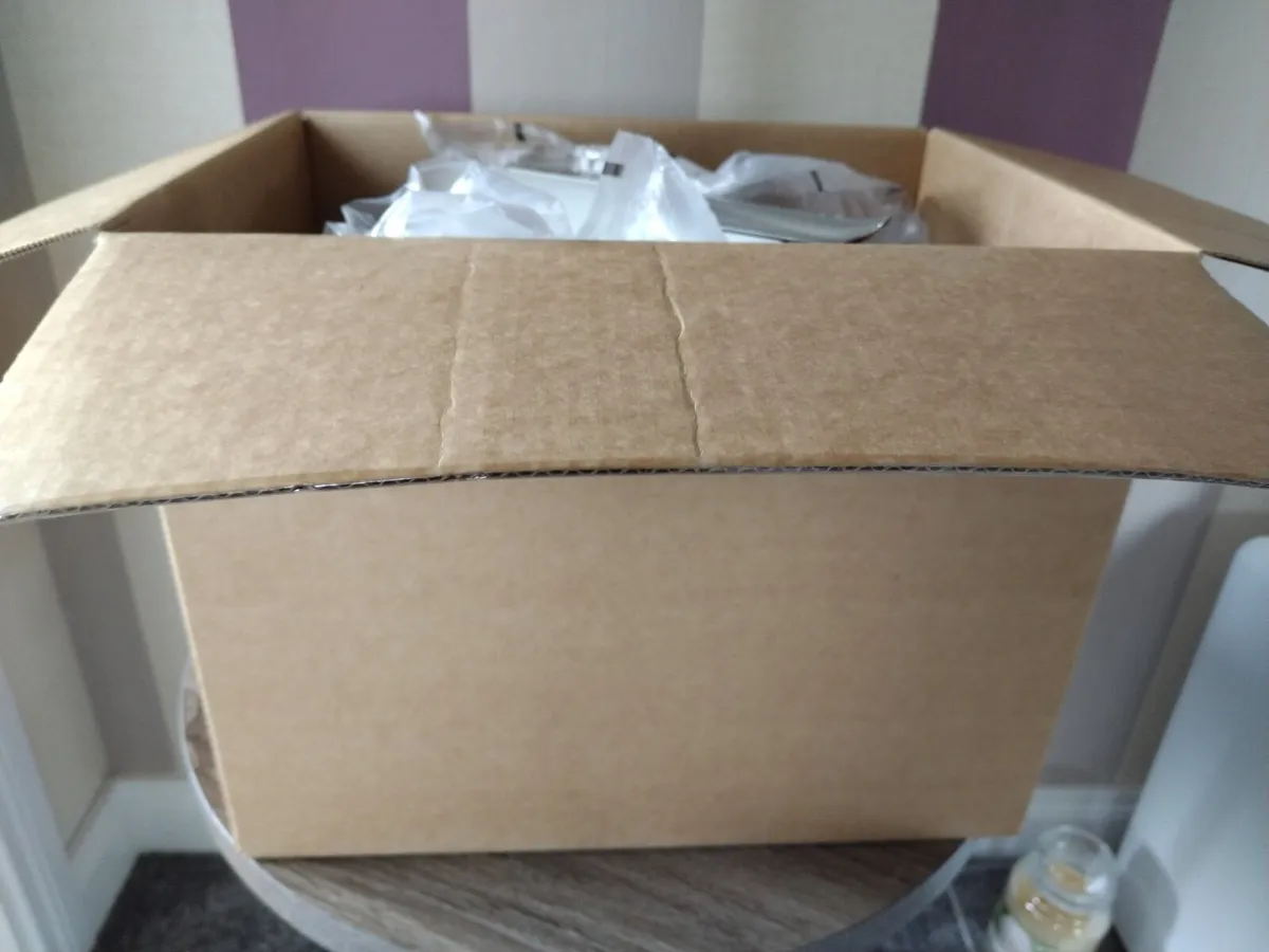 Nespresso CitiZ Coffee Machine €130 - Image 4