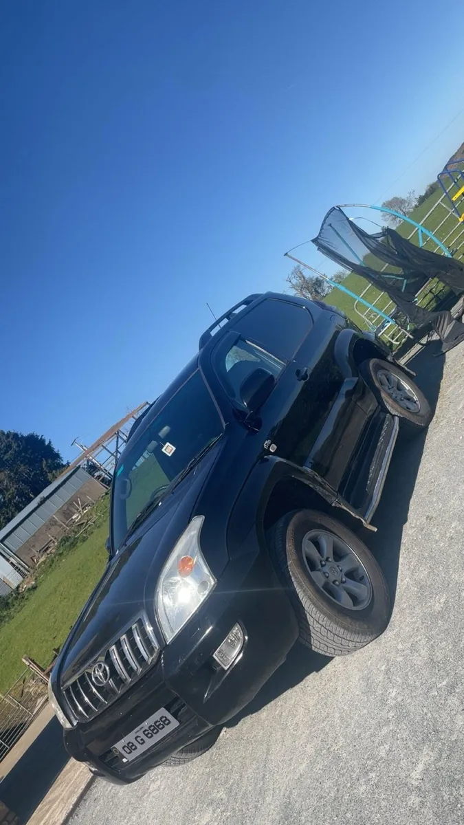 Toyota landcruiser - Image 2