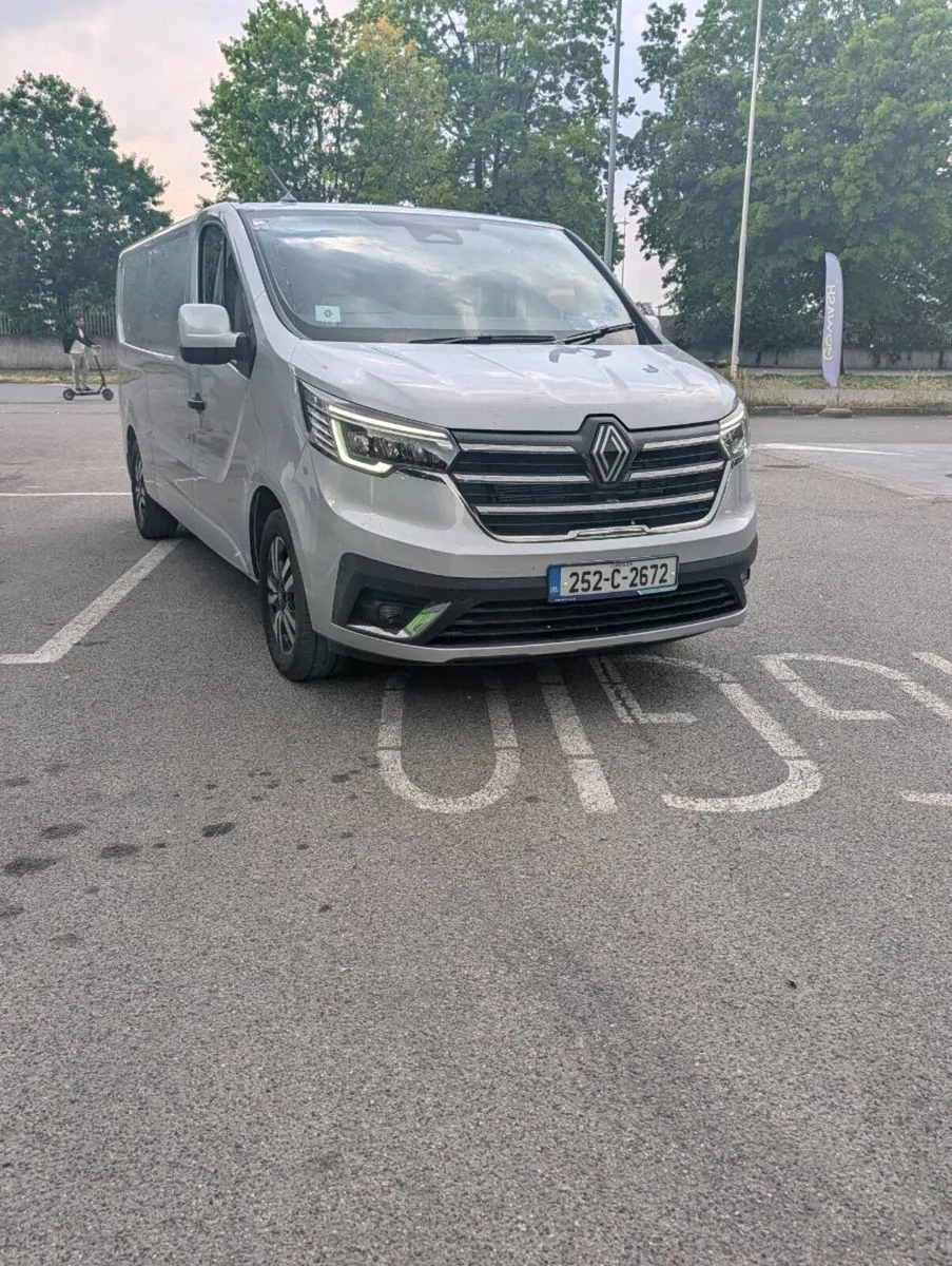 Renault Trafic - Image 1