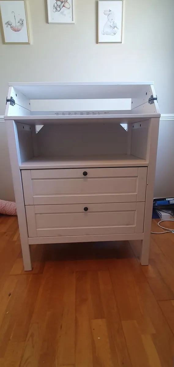 Baby Changing Table - Image 1