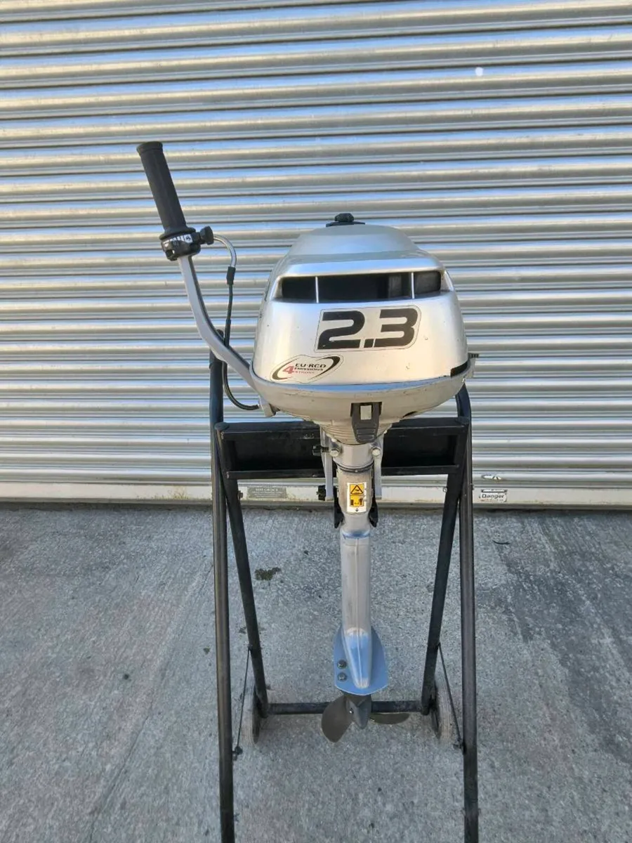 Honda 2.3hp  4 stroke  motor - Image 4