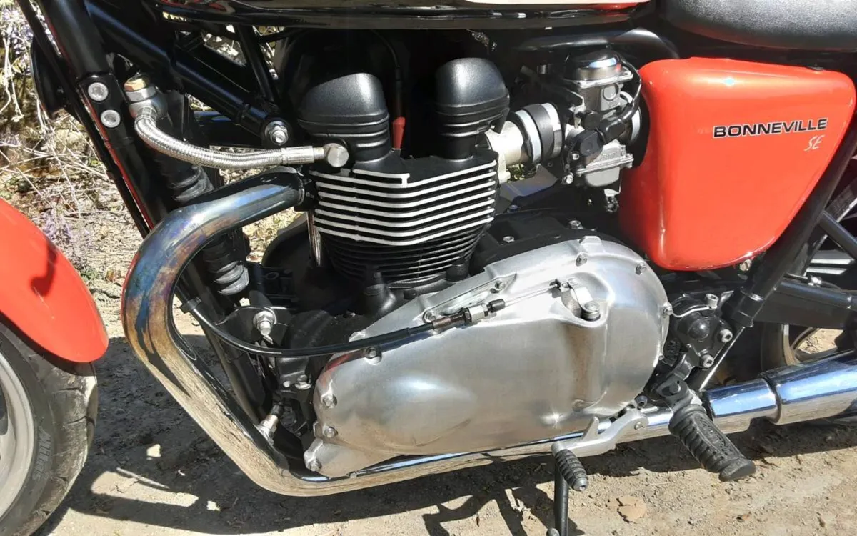 triumph bonneville for sale 4500mls mint! - Image 4