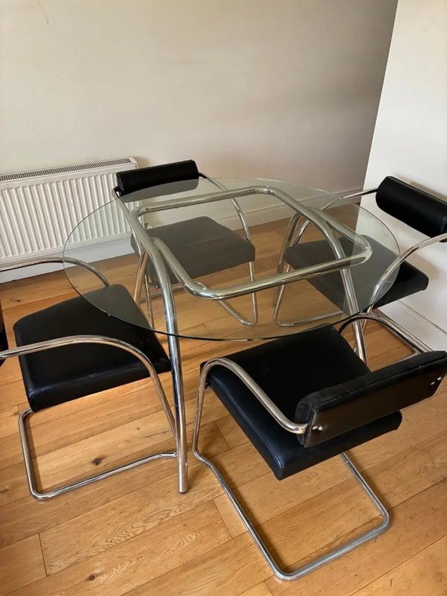 Dining table and 4 chairs - Image 2