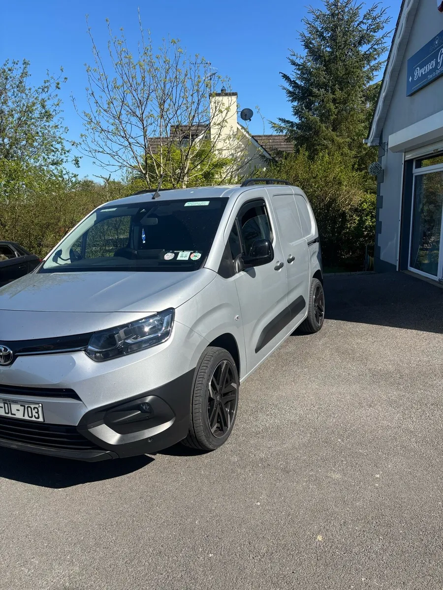 Toyota proace city - Image 2