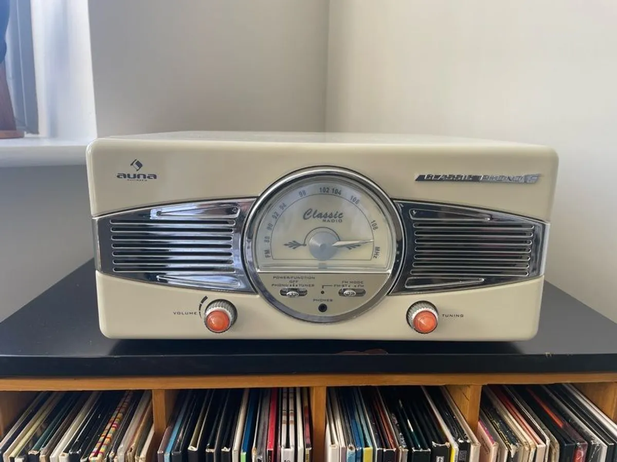 Vinyl player - Image 1