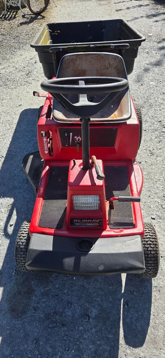 Ride on mower and trailer - Image 2