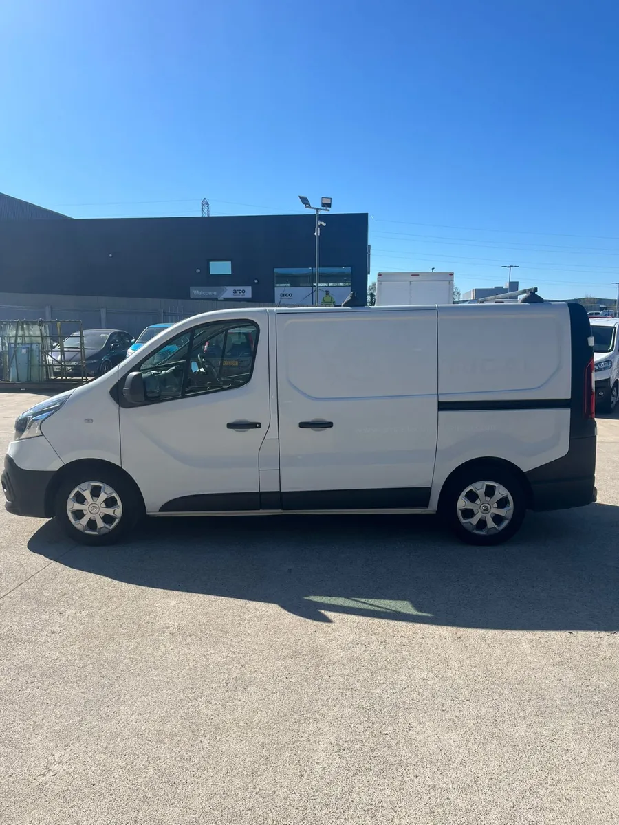2018 Renault Trafic SL27 Business DCI 1.6d - Image 4