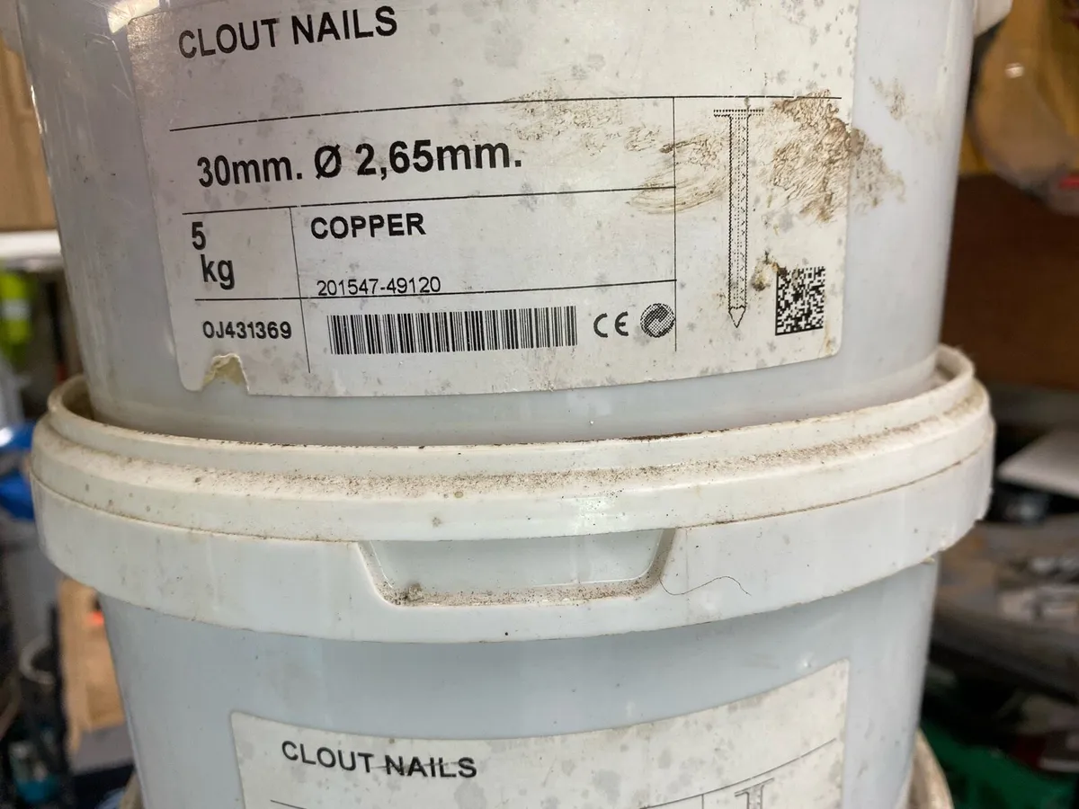Copper Clout Slate nails - Image 1