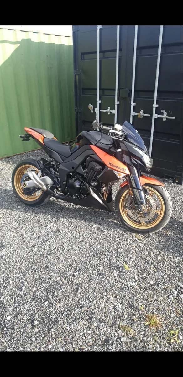 2010 KAWASAKI Z1000 - Image 1