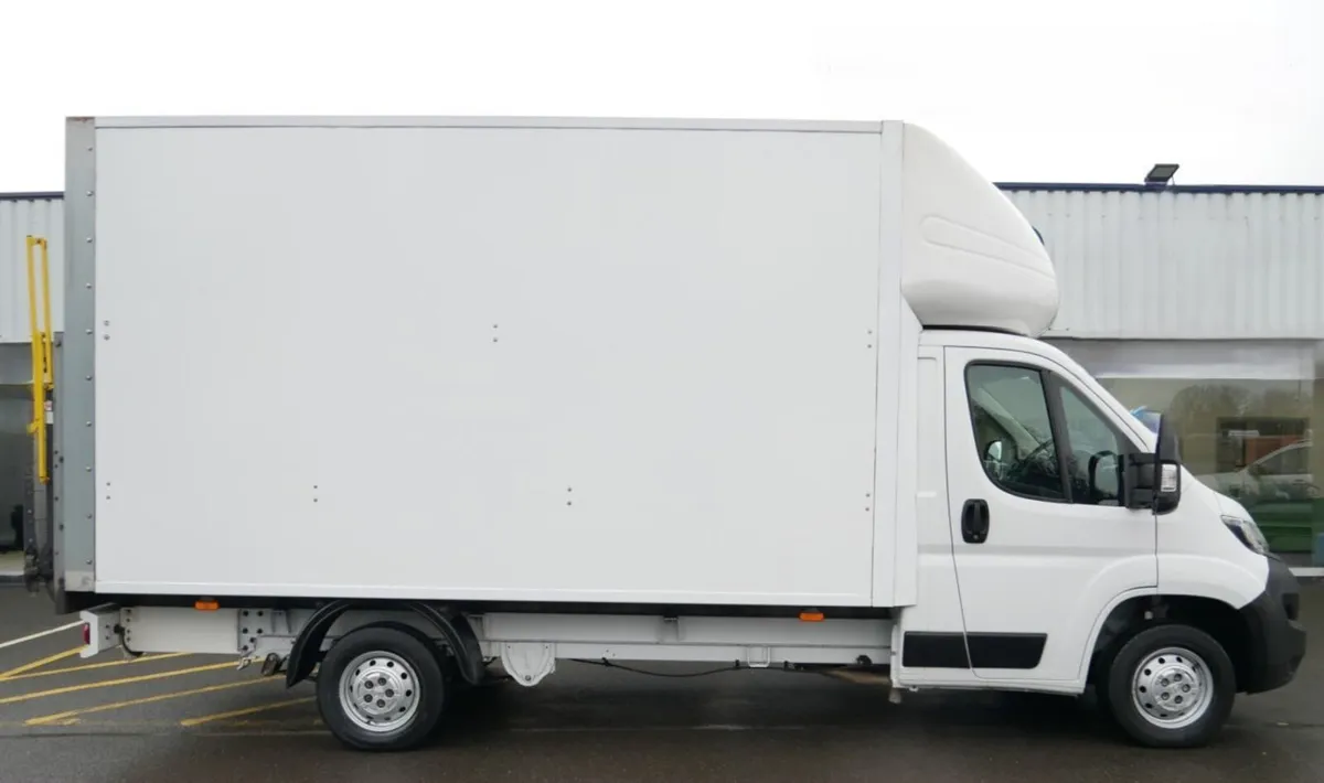 2023 Peugeot Boxer Luton Box Van - Image 1