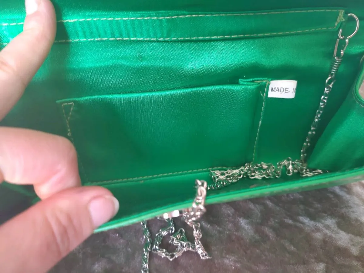 New green clutch - Image 4