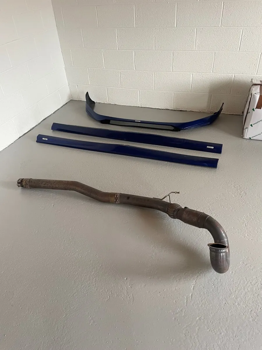 Golf R parts - Image 1