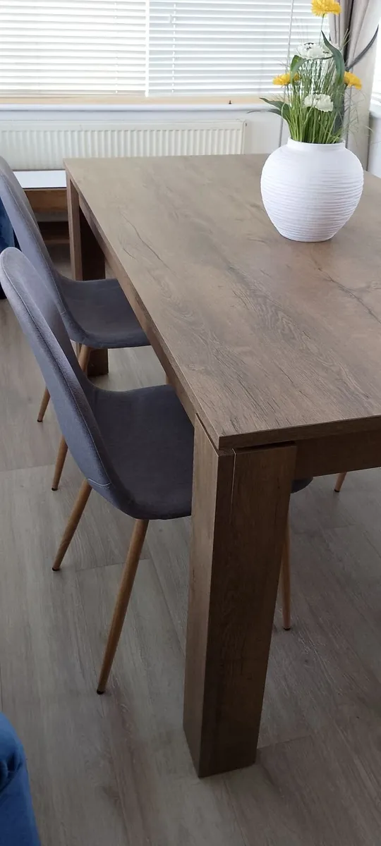 Dining table with 4 chairs - Image 2