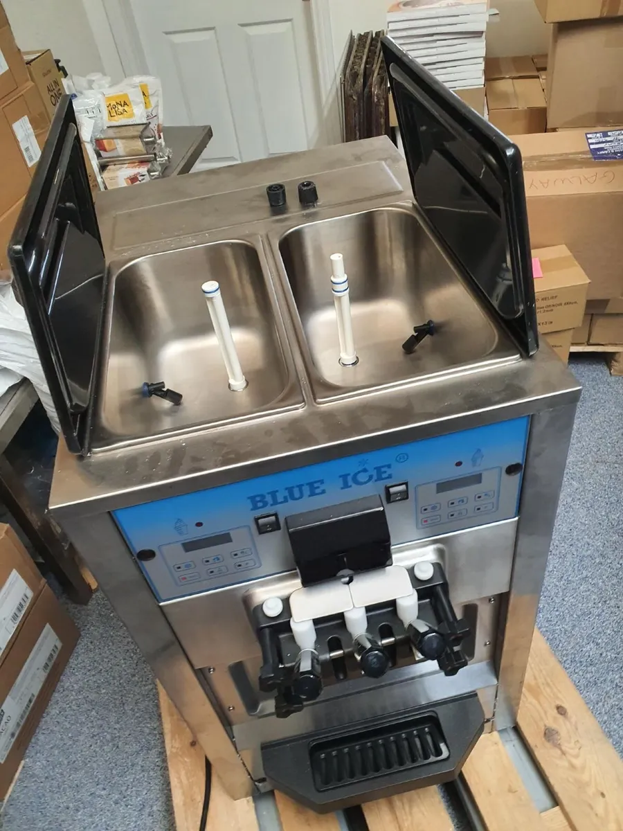 Ice Cream Machine - Image 3
