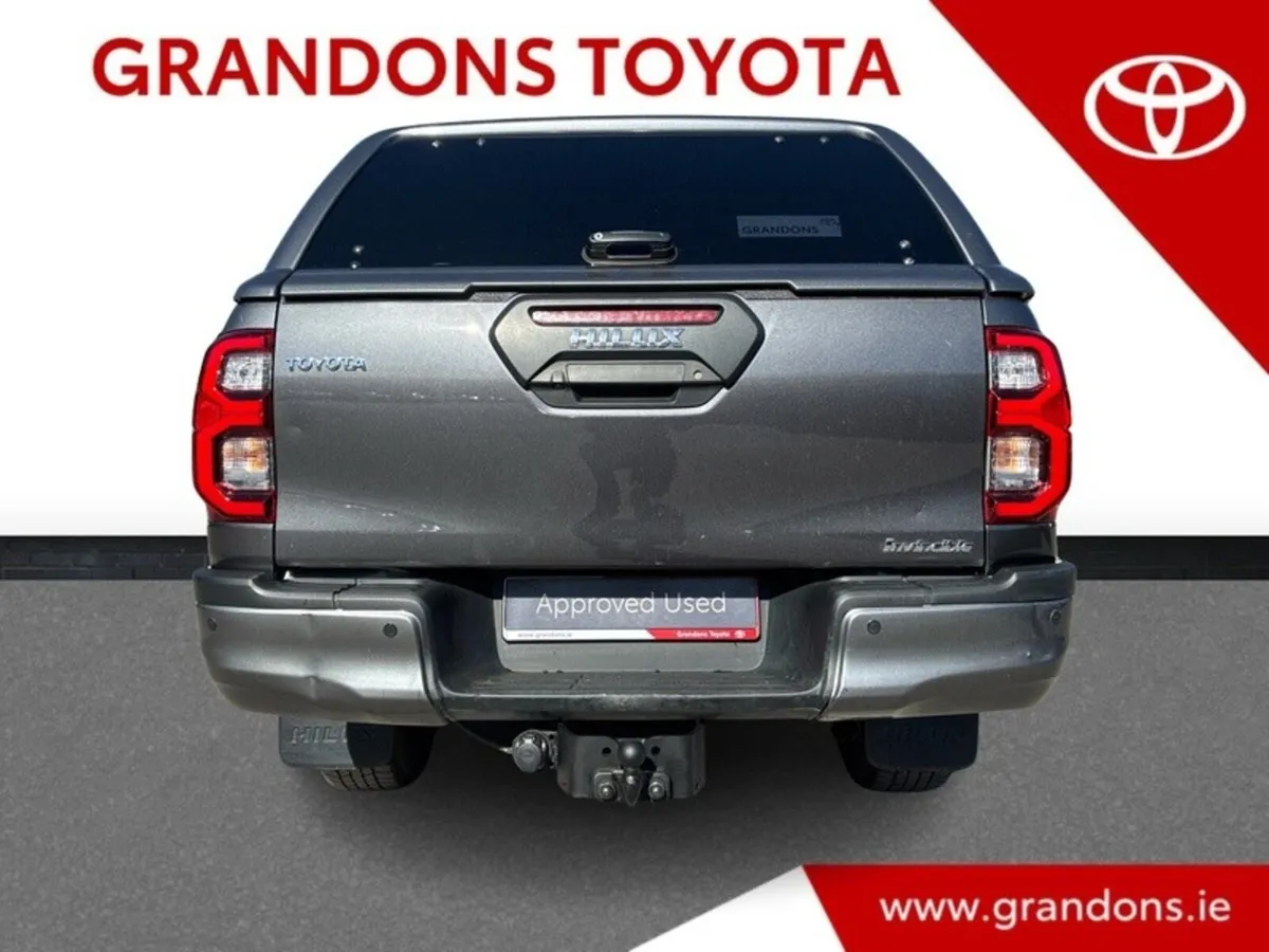Toyota Hilux 2.8 INVINCIBLE AUTO - TOTAL PRICE - G - Image 4