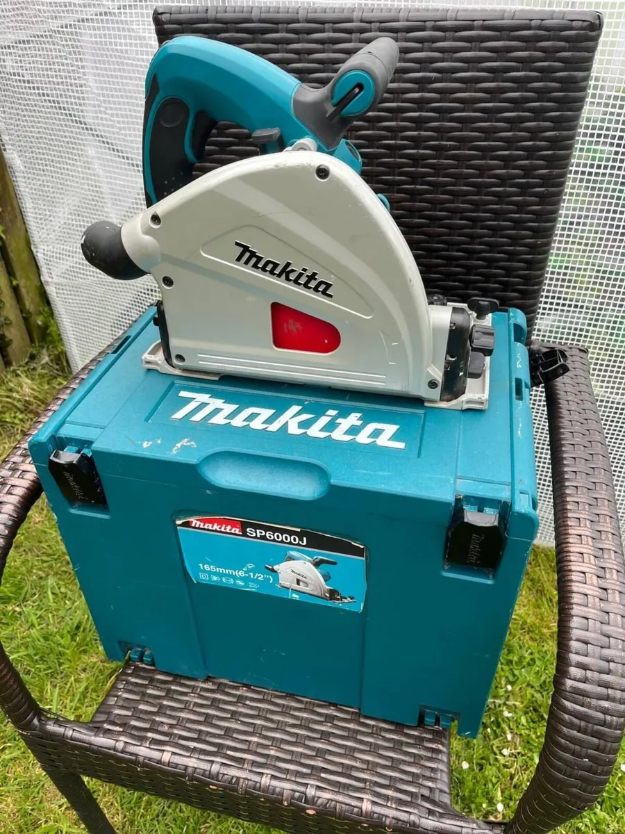 Plunge saw MAKITA - Image 1