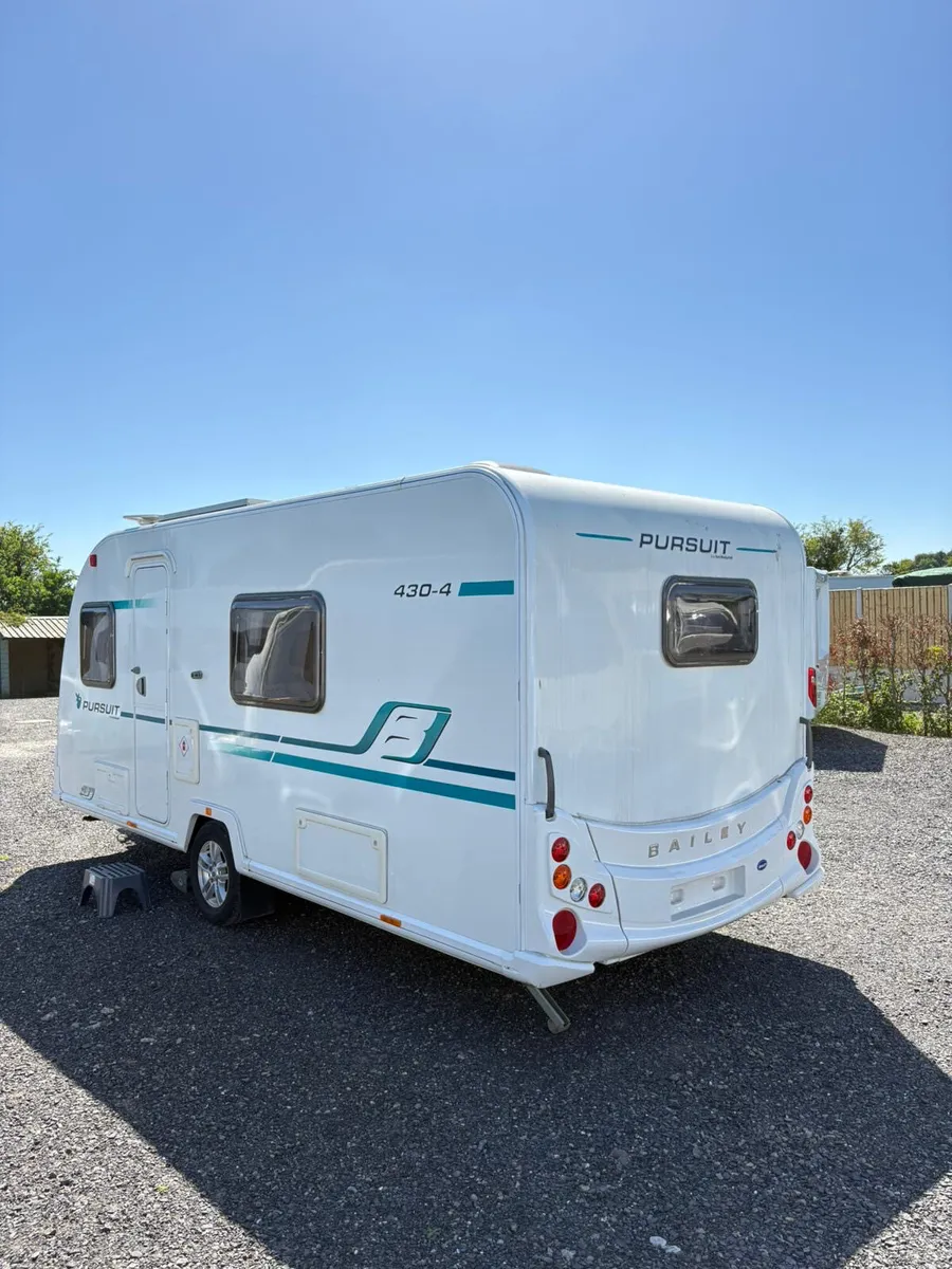 Bailey Pursuit 4 berth lightweight  Caravan - Image 3