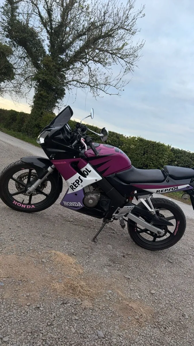 2006 Honda cbr 125 - Image 2