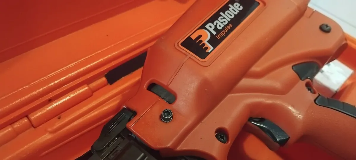 Paslode im50 F18 2nd fix Nail Gun"Fully Serviced" - Image 4