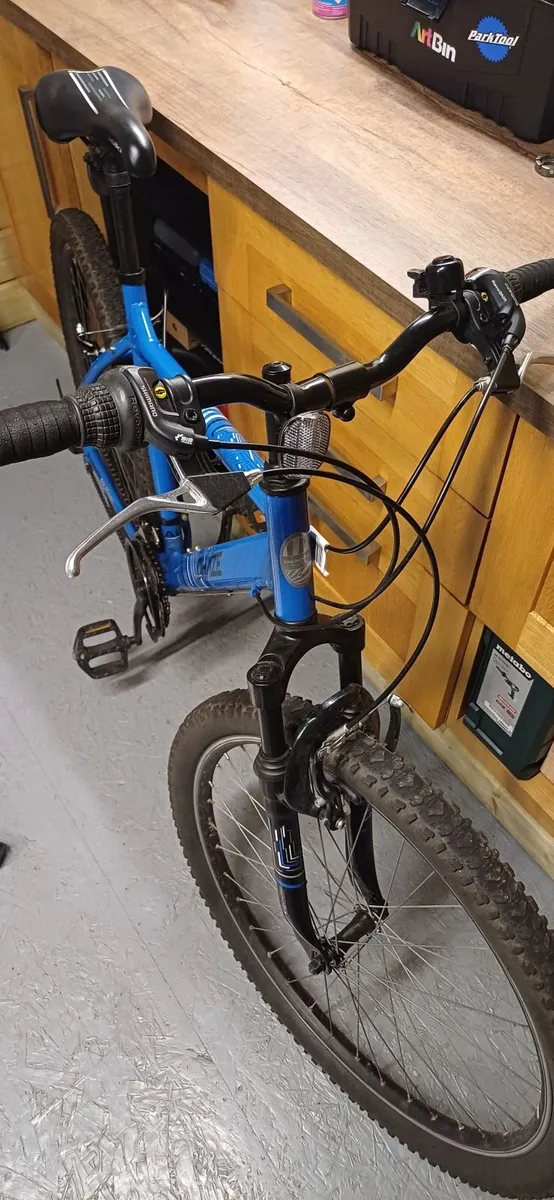 Adult bike Apollo phaze - Image 2