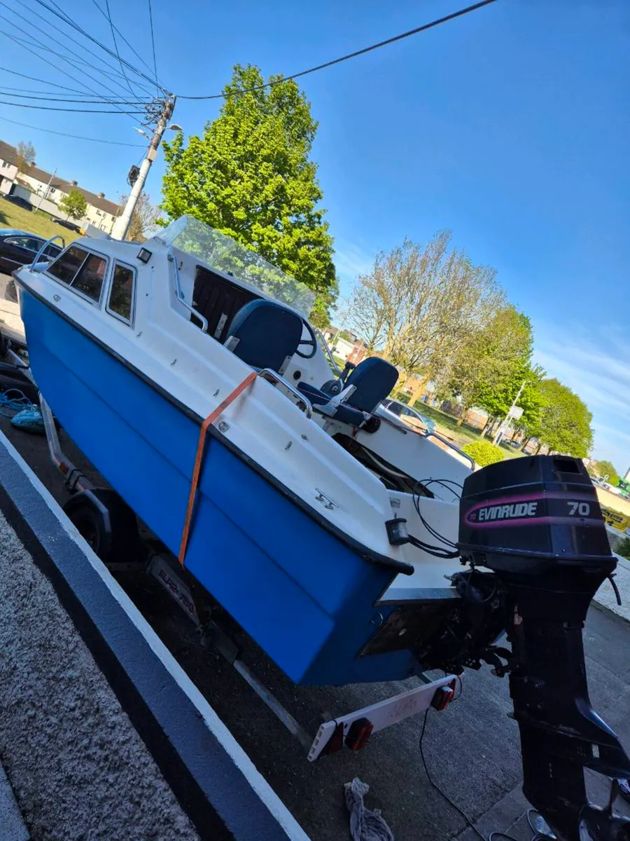 Micro plus 2 boat - Image 4