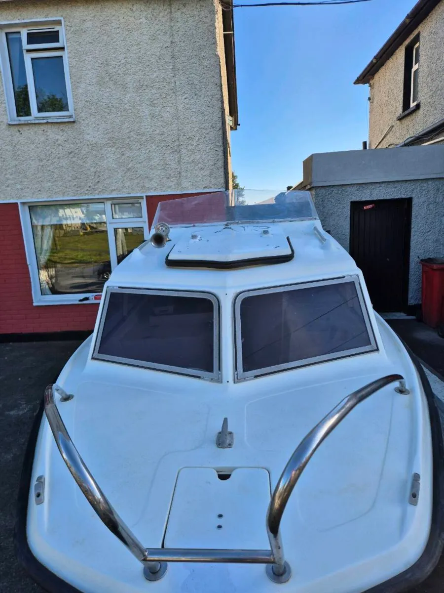 Micro plus 2 boat - Image 2