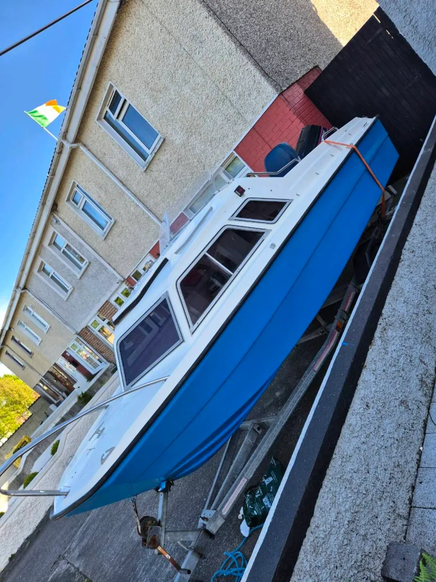 Micro plus 2 boat - Image 3