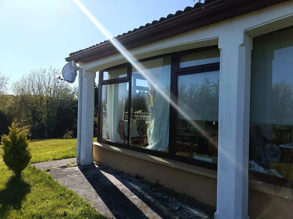 Free Large selection large Windows & door FREE - Image 1