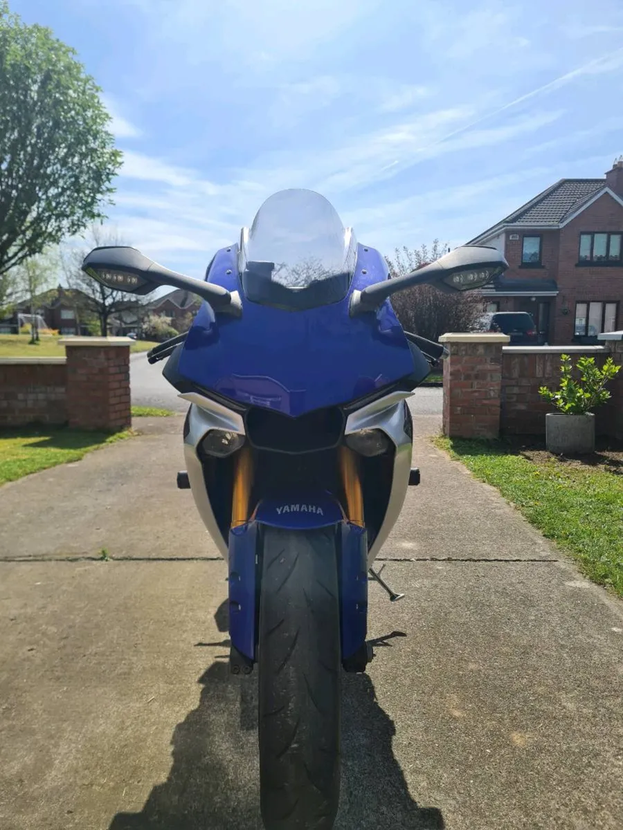 yamaha R1 - Image 3