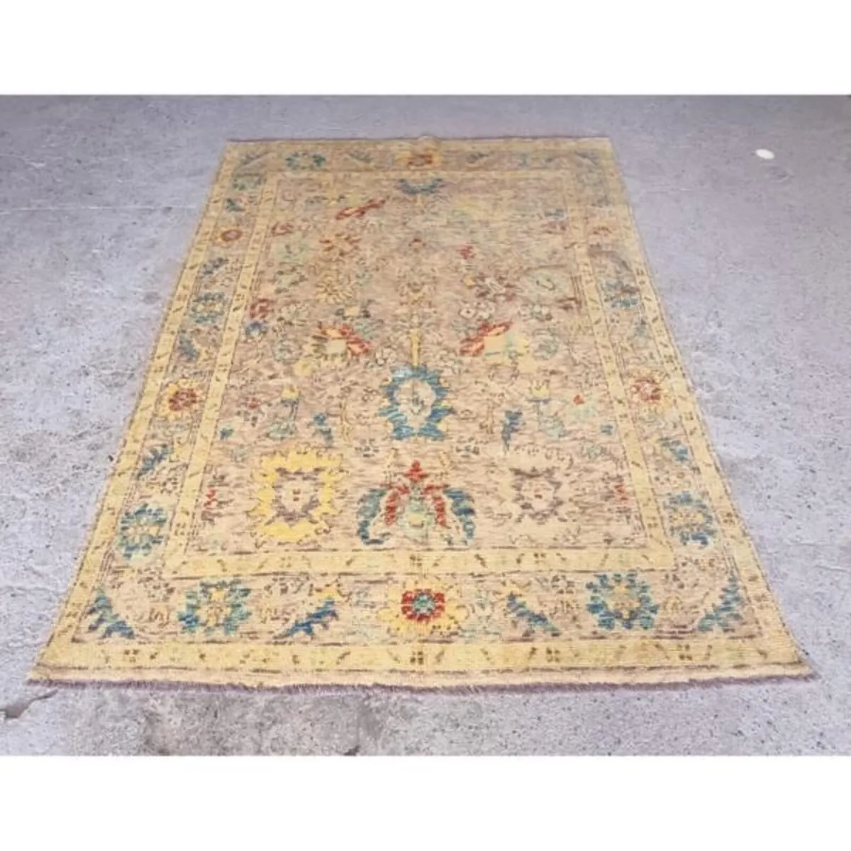 Ushak Rug – KASRUG2  198cm x 143cm - Image 3
