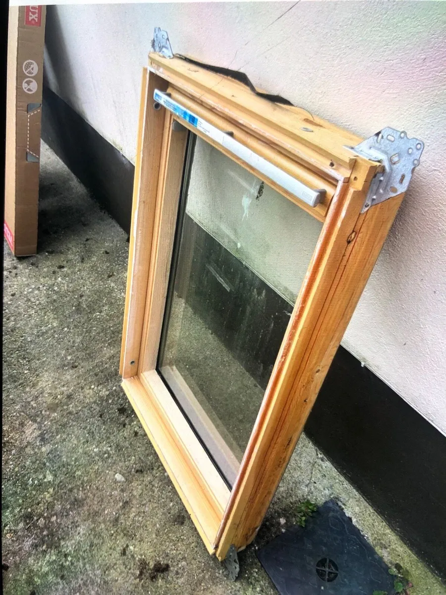 Velux windows 4 in total with tile flashing - Image 2