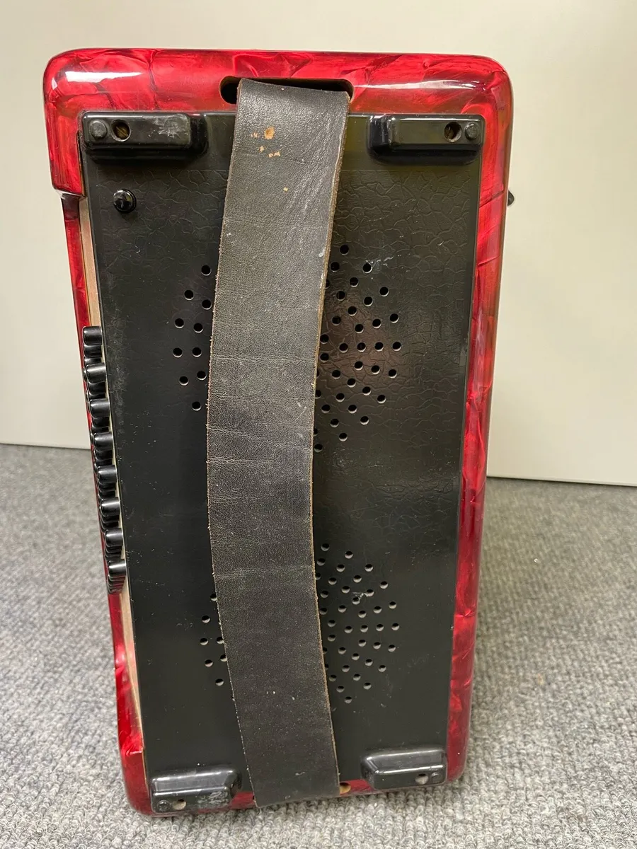 Martini 48 bass piano accordion - Image 4