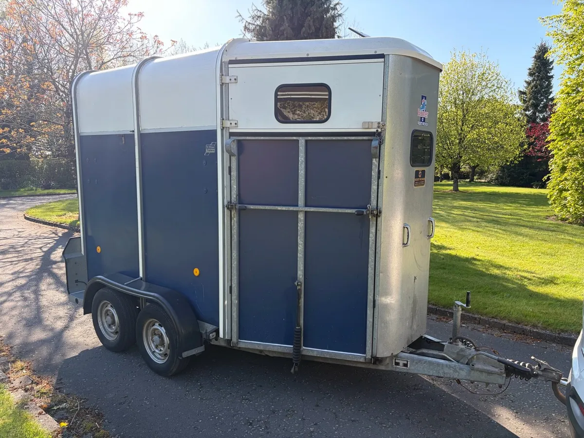 Ifor Williams Horsebox HB505R - Image 1