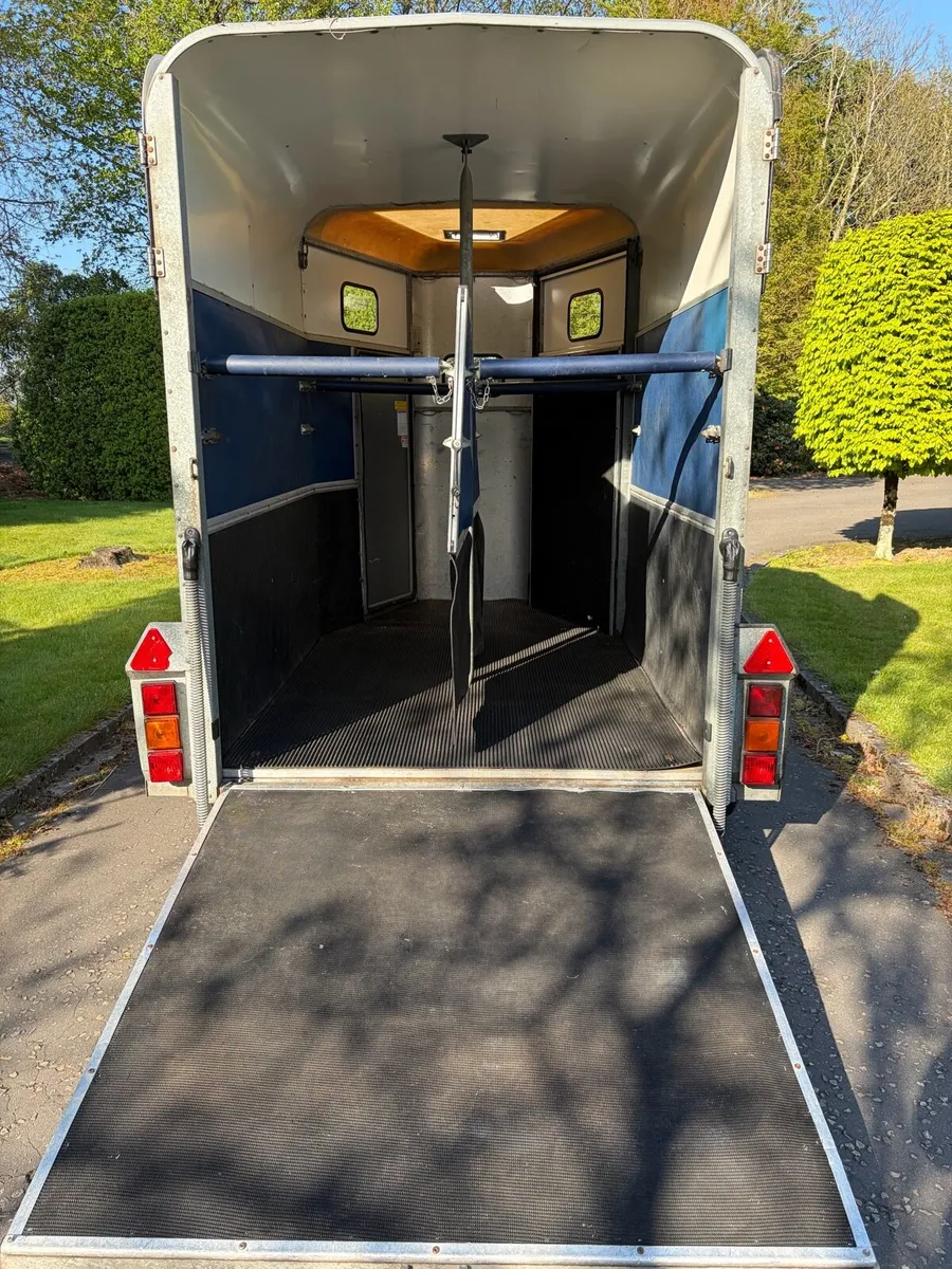 Ifor Williams Horsebox HB505R - Image 4