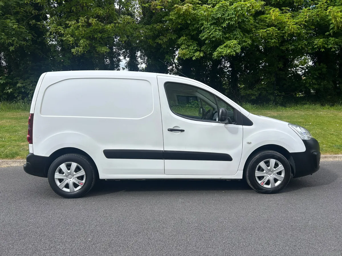 Citroen Berlingo 2018 JUST PASSED CVRT - Image 3