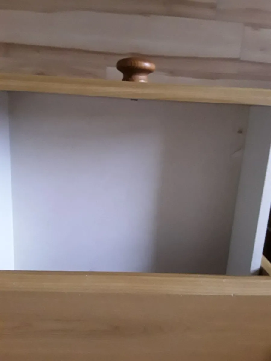 Three draw Locker good condition - Image 4