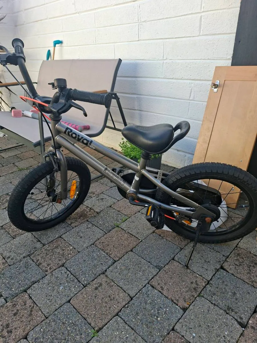 Kids bike - Image 2