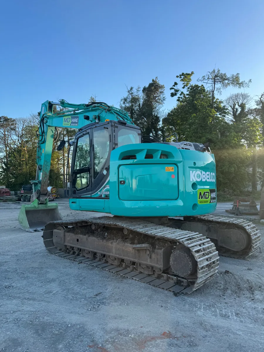 Kobelco 230 - Image 1