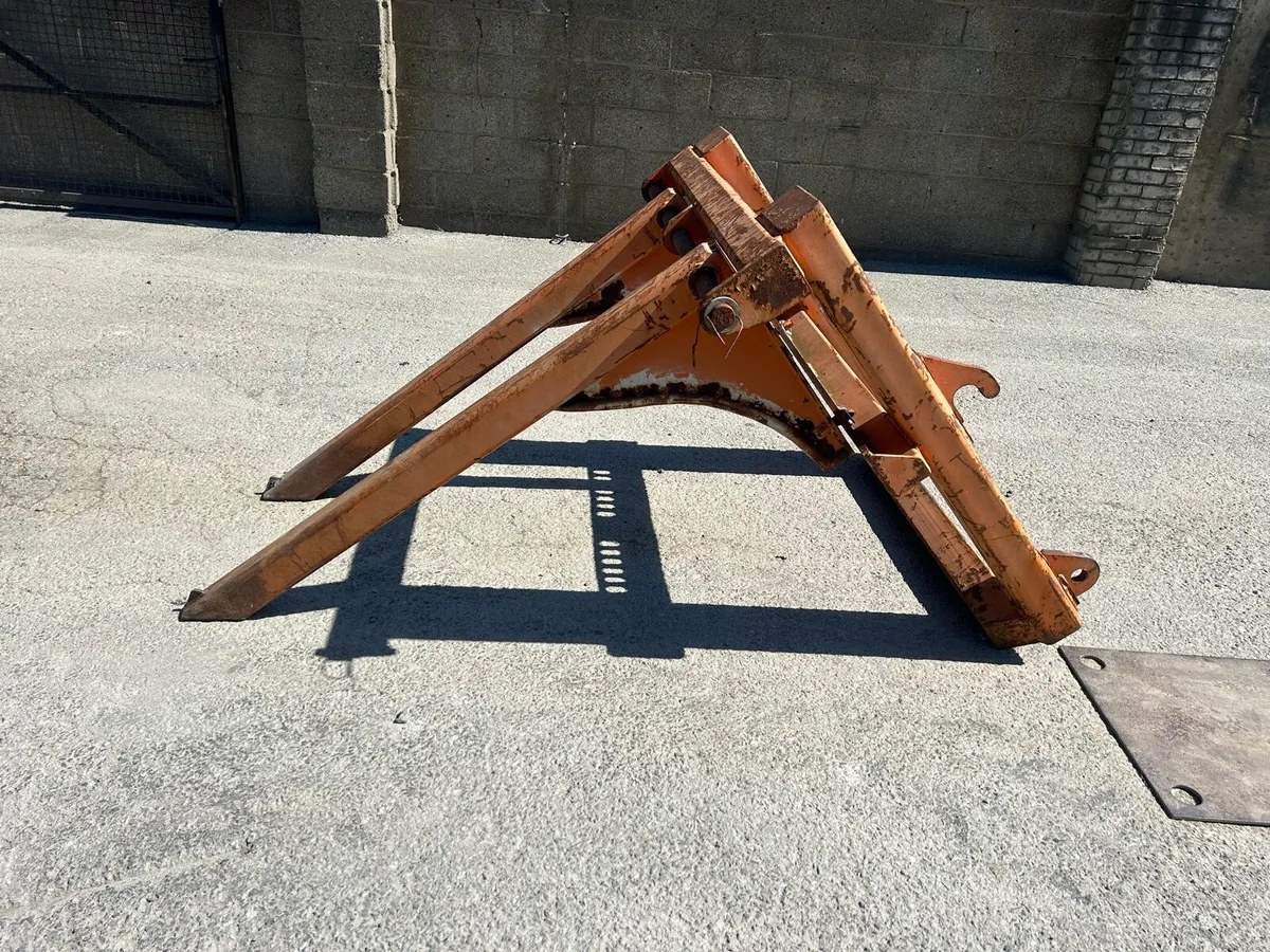 JCB Ton bag lifter. - Image 2